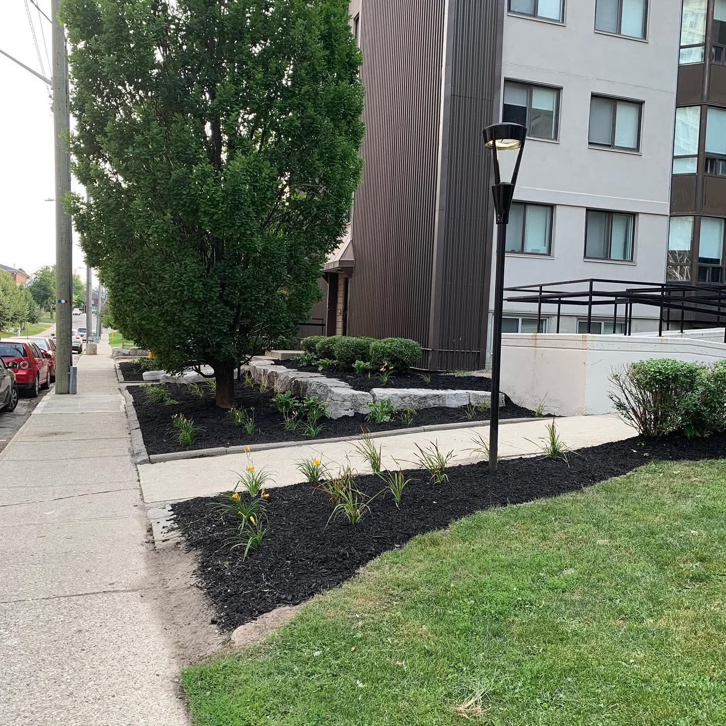 Apartment garden care services